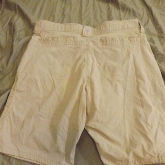 Wrangler 34 Performance Outdoor Shorts with zip pocket khaki - Picture 8 of 8